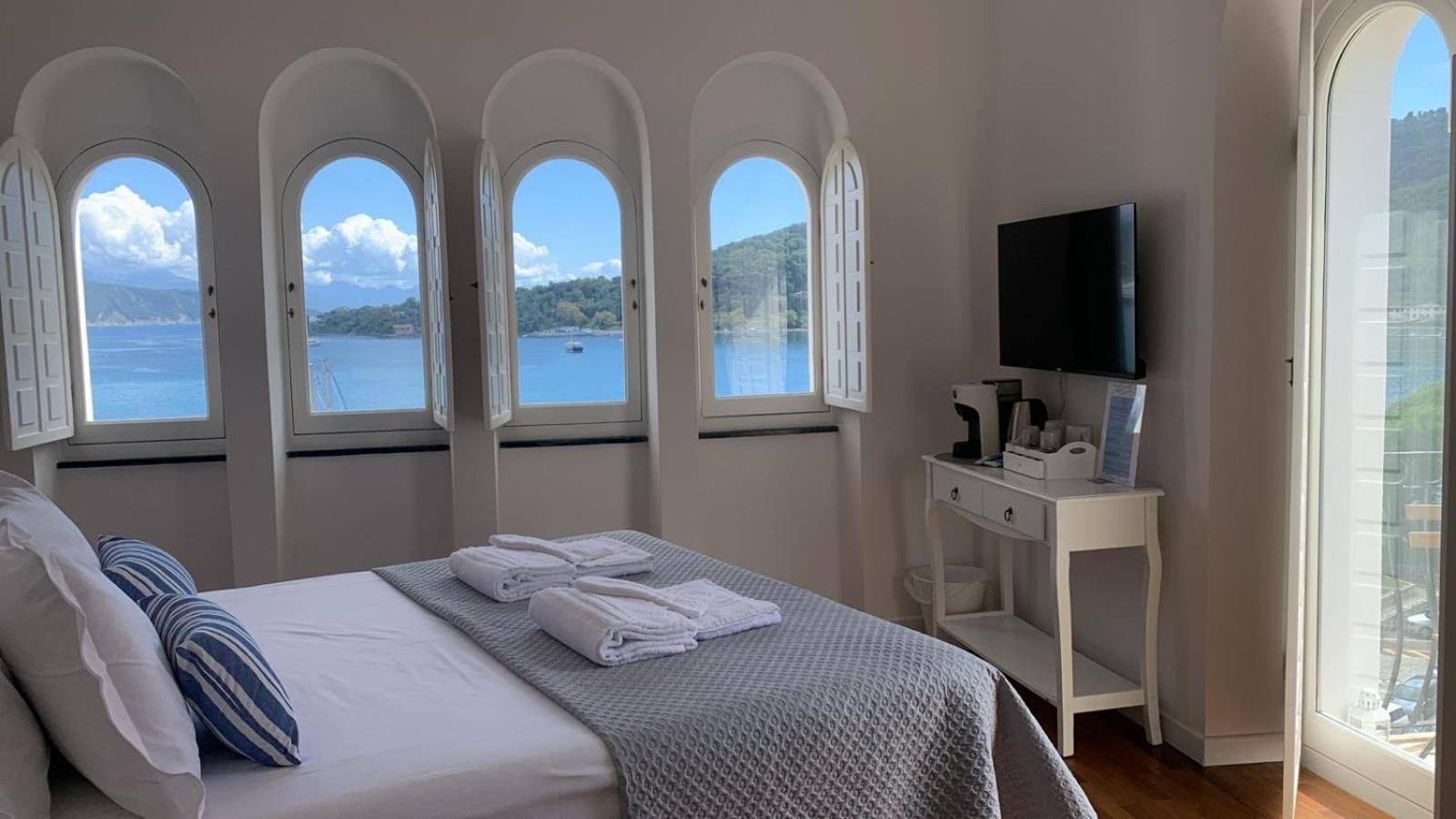 Le Finestre Veneris Hotel Porto Venere Bagian luar foto