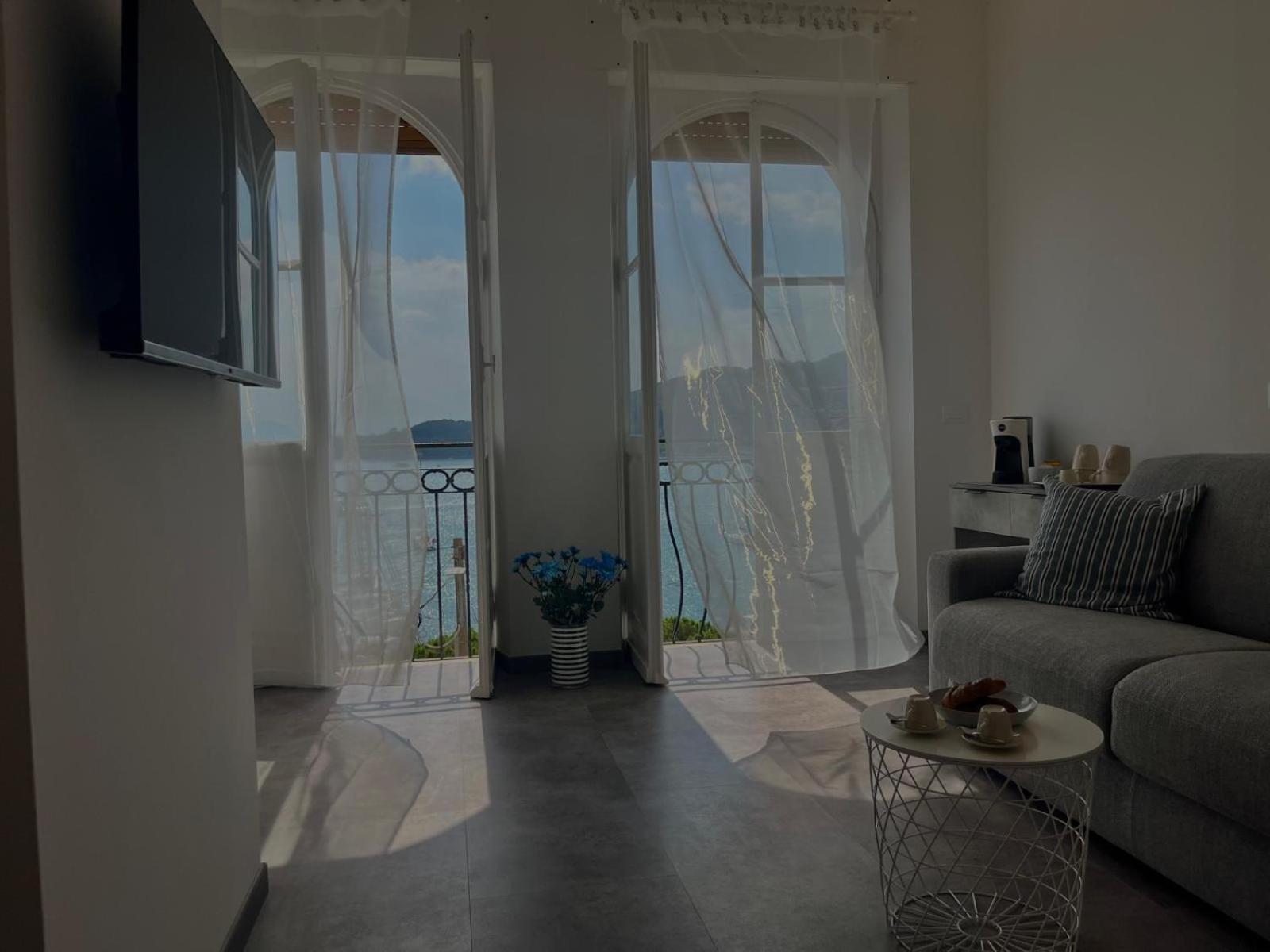 Le Finestre Veneris Hotel Porto Venere Bagian luar foto